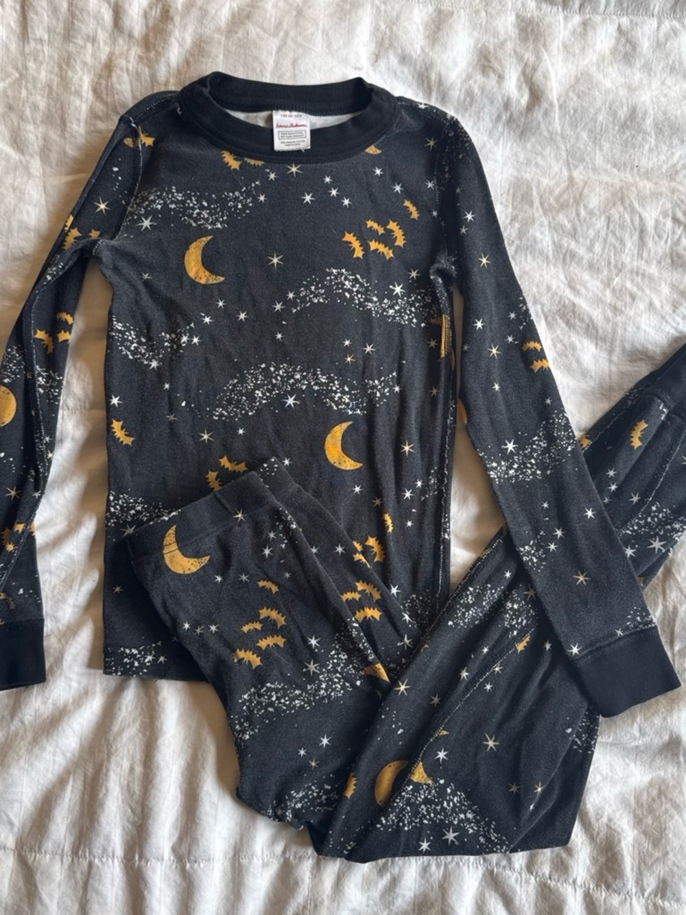 Hanna Andersson Black Moon & Gold Star Kids Pajama Set